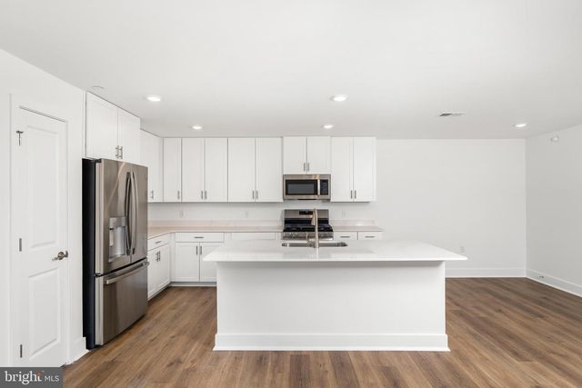 2301 JACOB FRANCIS, Titusville, NJ 08560