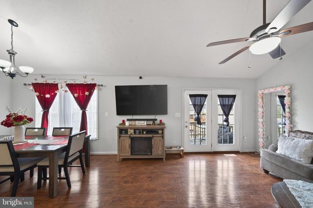 30 IVES ST, Martinsburg, WV 25405