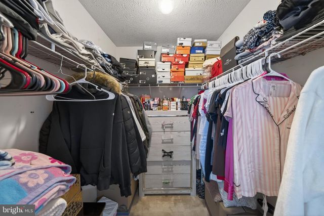 30 IVES ST, Martinsburg, WV 25405