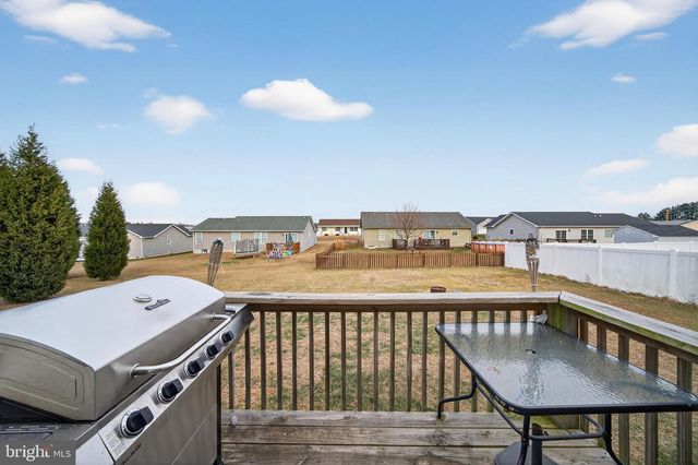 30 IVES ST, Martinsburg, WV 25405