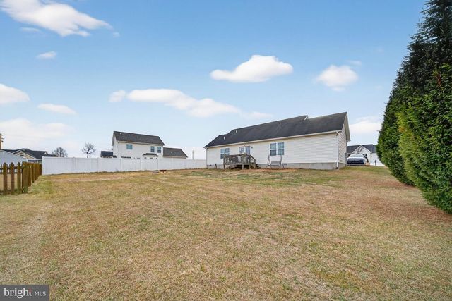 30 IVES ST, Martinsburg, WV 25405