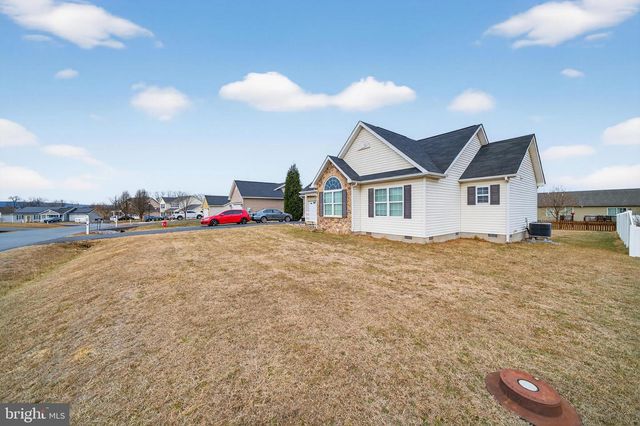 30 IVES ST, Martinsburg, WV 25405