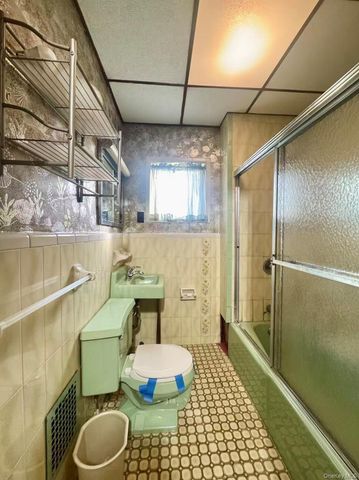 89-12 88th Avenue, Woodhaven, NY 11421