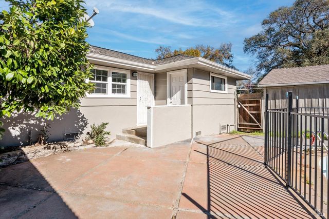 409 Luce Ave, Ukiah, CA 95482