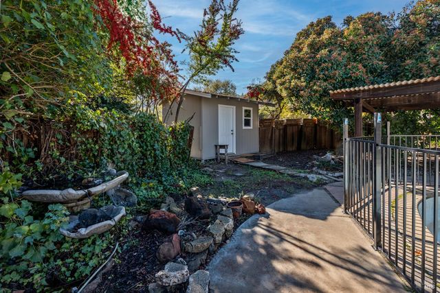 409 Luce Ave, Ukiah, CA 95482