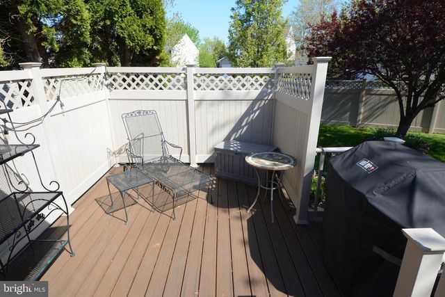 1401 BEVERLY DR, Quakertown, PA 18951