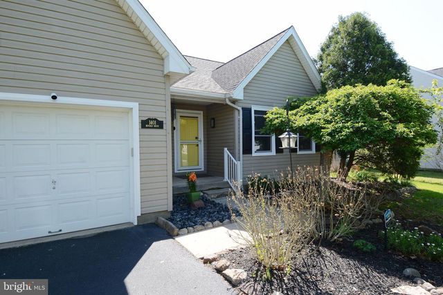 1401 BEVERLY DR, Quakertown, PA 18951