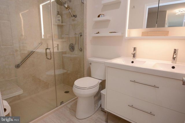 1401 BEVERLY DR, Quakertown, PA 18951