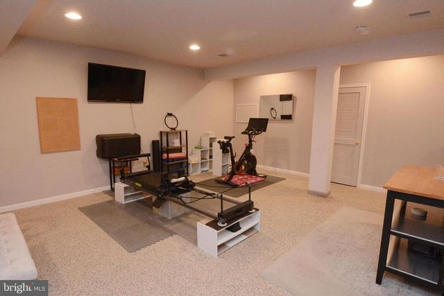 1401 BEVERLY DR, Quakertown, PA 18951