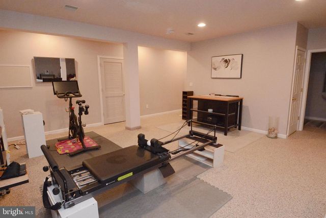 1401 BEVERLY DR, Quakertown, PA 18951