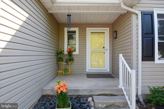 1401 BEVERLY DR, Quakertown, PA 18951