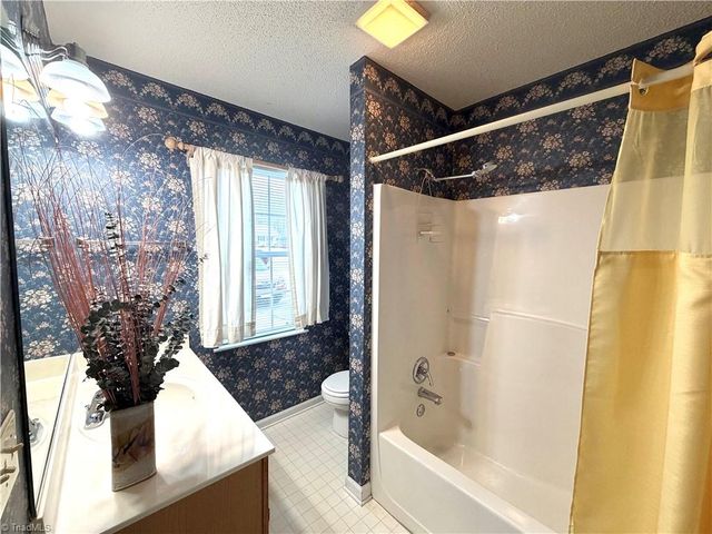 206 Ridge Creek Drive, Trinity, NC 27370