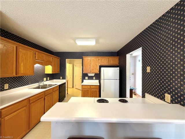 206 Ridge Creek Drive, Trinity, NC 27370