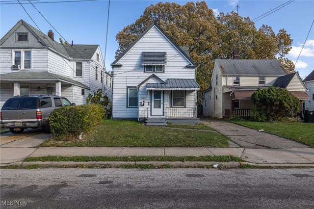 2193 W 104 Street, Cleveland, OH 44102