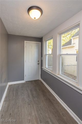 2193 W 104 Street, Cleveland, OH 44102