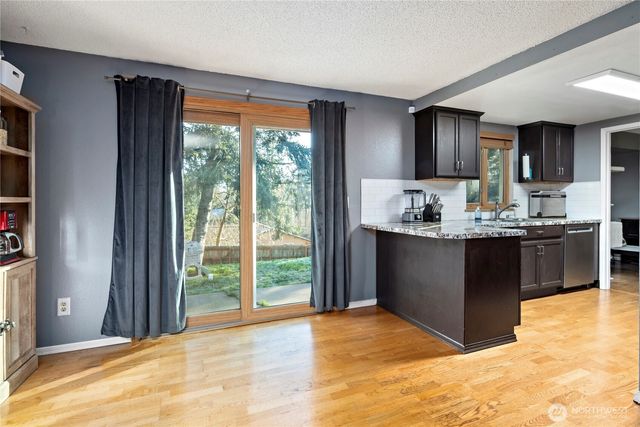 2432 Hemenway Place, Oak Harbor, WA 98277