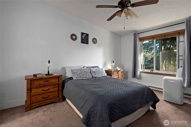 2432 Hemenway Place, Oak Harbor, WA 98277