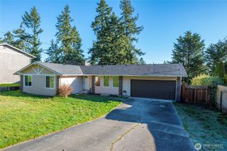 2432 Hemenway Place, Oak Harbor, WA 98277
