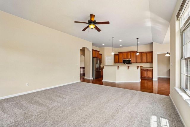 N66W23663 Hillview DRIVE, Sussex, WI 53089