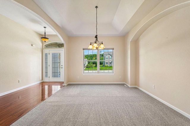 N66W23663 Hillview DRIVE, Sussex, WI 53089