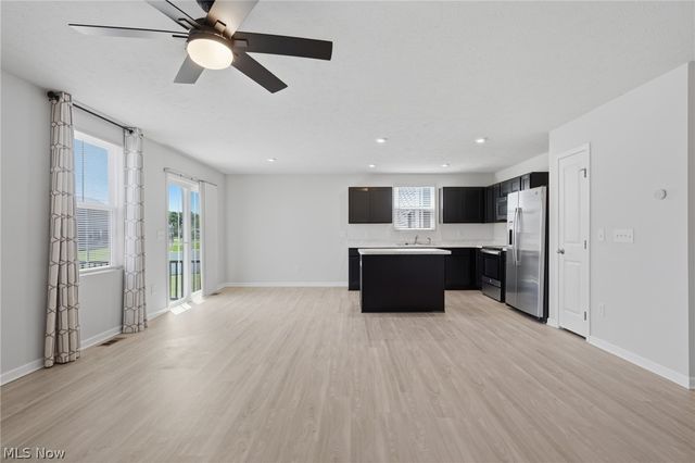 140 Wildflower Drive, Elyria, OH 44035