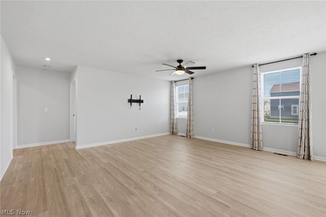 140 Wildflower Drive, Elyria, OH 44035