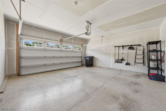140 Wildflower Drive, Elyria, OH 44035
