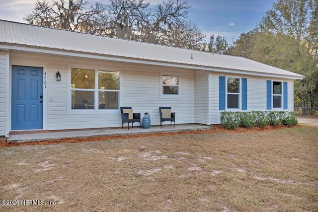 4561 CHIPMUNK Road, Middleburg, FL 32068