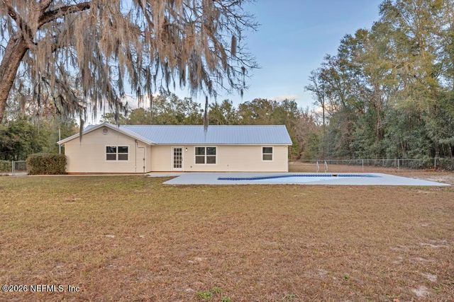4561 CHIPMUNK Road, Middleburg, FL 32068