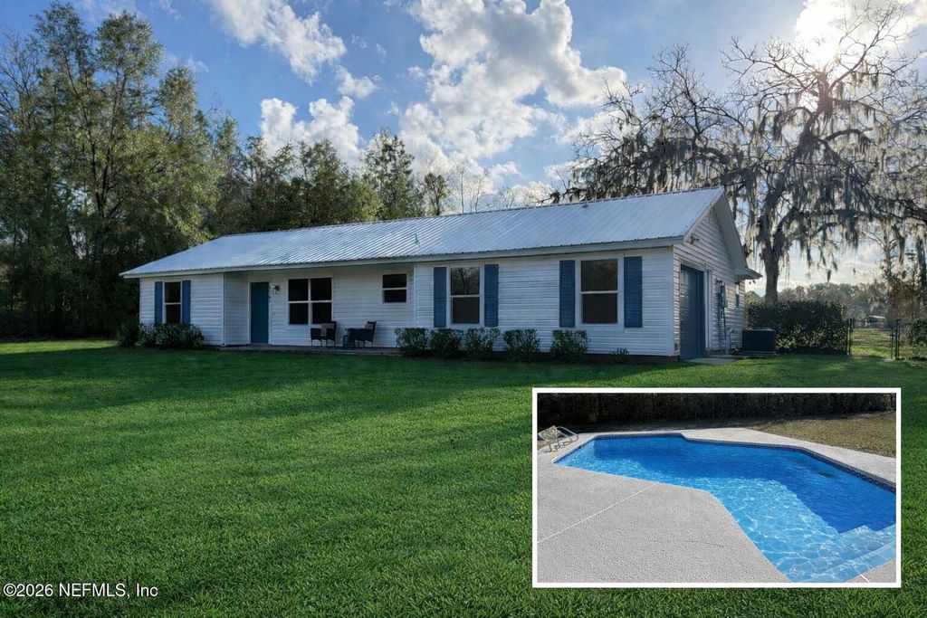 4561 CHIPMUNK Road, Middleburg, FL 32068