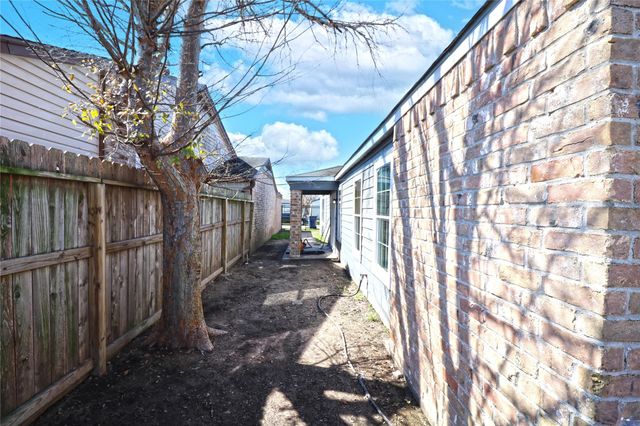 12420 Newbrook Drive, Houston, TX 77072