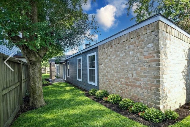 12420 Newbrook Drive, Houston, TX 77072