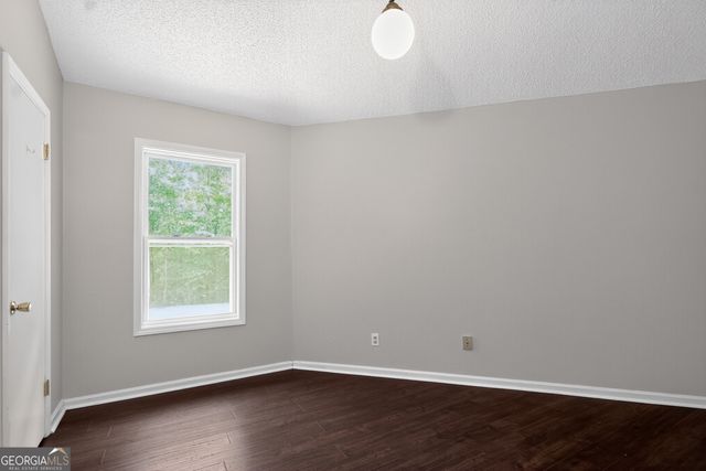 87 Jandale Drive, Lagrange, GA 30241