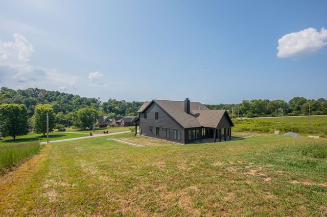 1619 Spencer Mill Rd, Burns, TN 37029