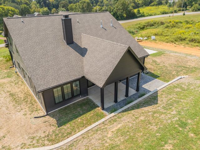 1619 Spencer Mill Rd, Burns, TN 37029