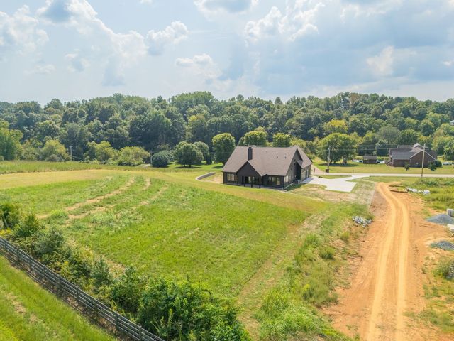 1619 Spencer Mill Rd, Burns, TN 37029