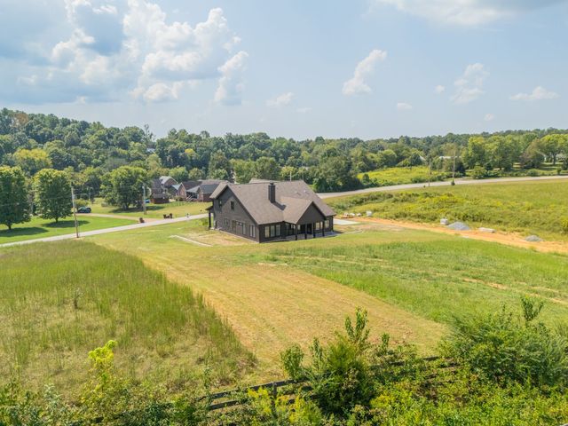 1619 Spencer Mill Rd, Burns, TN 37029
