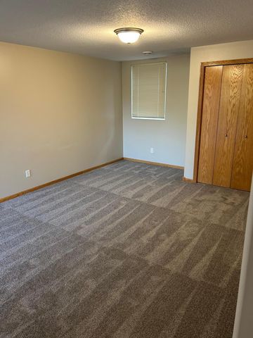 1035 Petra Court SW, Pine Island, MN 55963