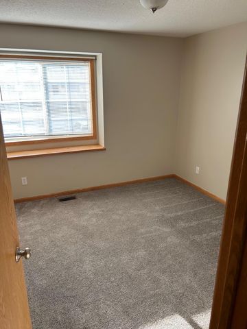 1035 Petra Court SW, Pine Island, MN 55963