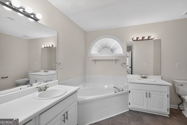 10683 Redbud Lane, Jonesboro, GA 30238