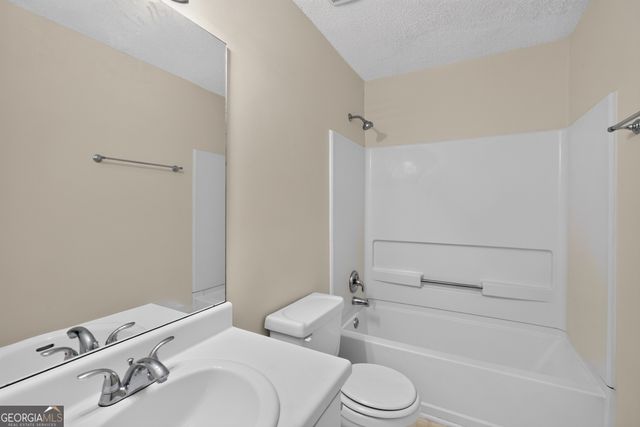10683 Redbud Lane, Jonesboro, GA 30238
