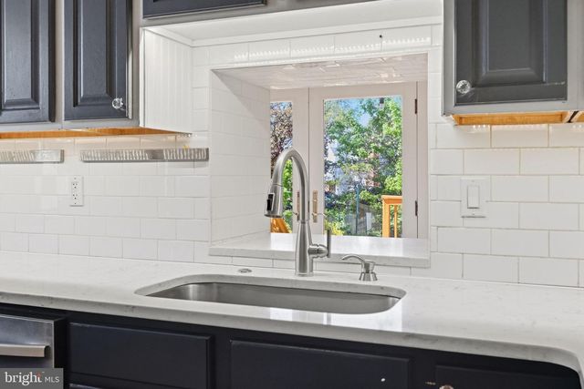 3547 INDIAN QUEEN LN, Philadelphia, PA 19129