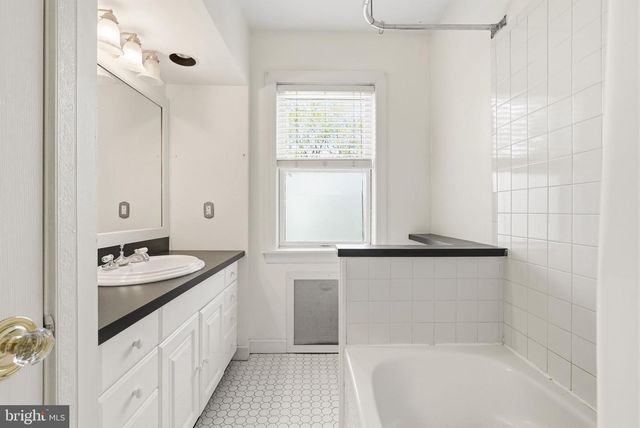 3547 INDIAN QUEEN LN, Philadelphia, PA 19129