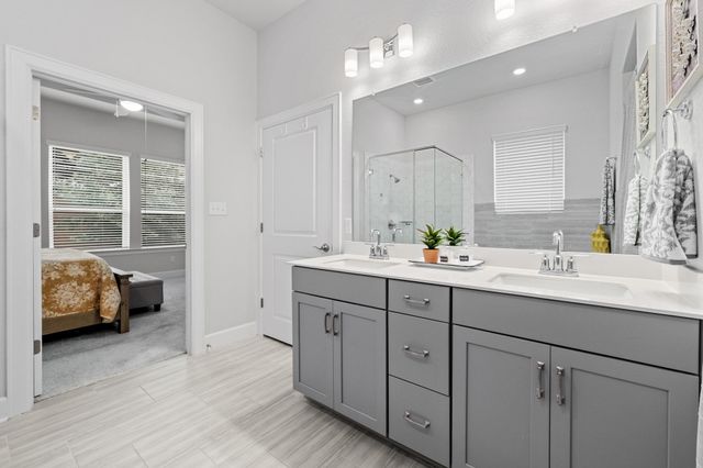 144 Monterey Oak TRL, Georgetown, TX 78628