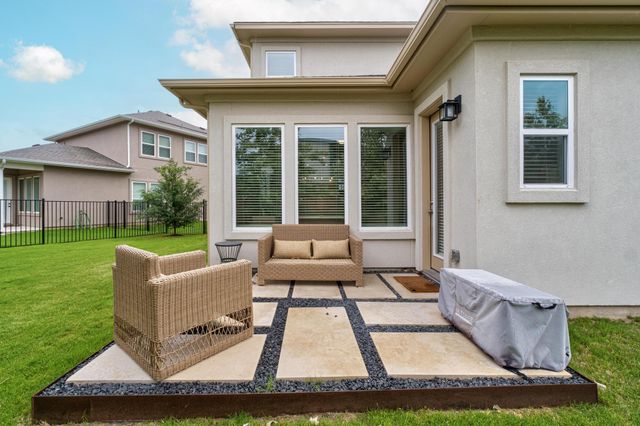 144 Monterey Oak TRL, Georgetown, TX 78628