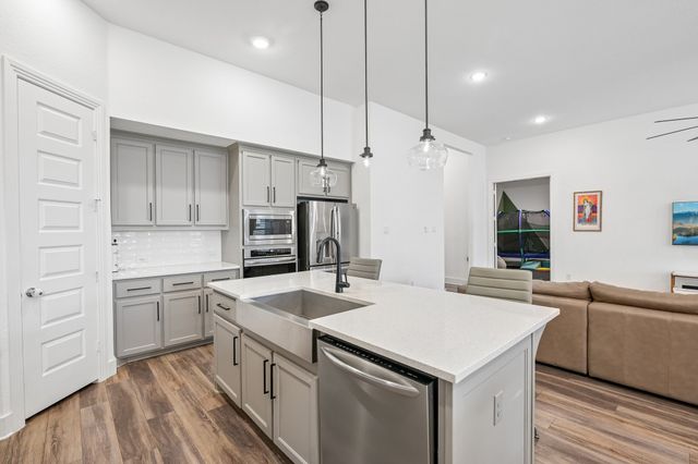 449 Country Meadows Boulevard, Waxahachie, TX 75165