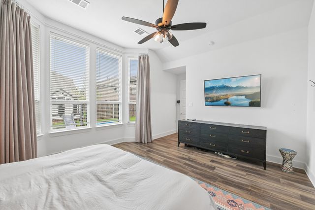 449 Country Meadows Boulevard, Waxahachie, TX 75165