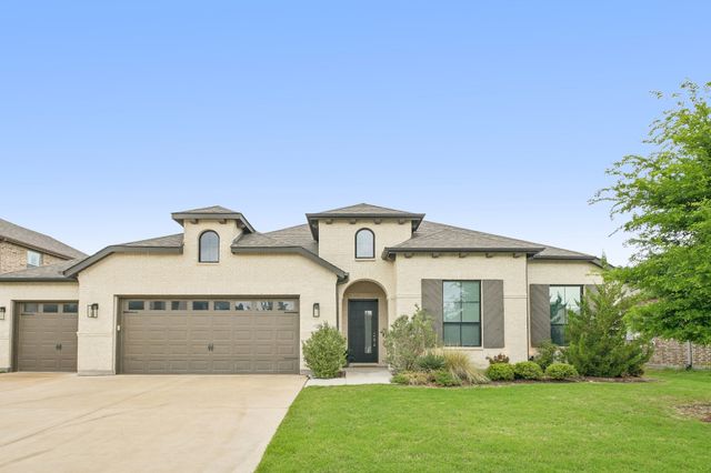 449 Country Meadows Boulevard, Waxahachie, TX 75165