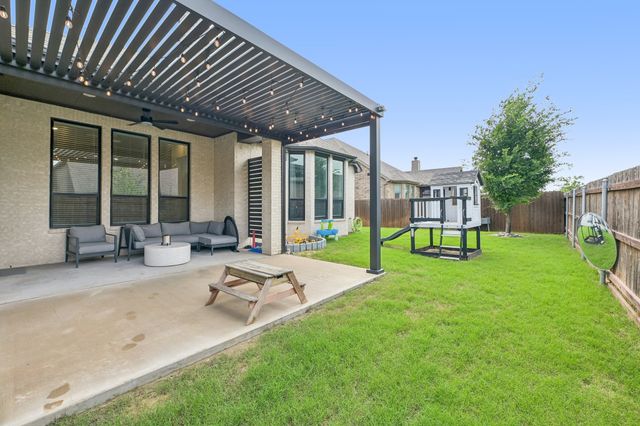 449 Country Meadows Boulevard, Waxahachie, TX 75165