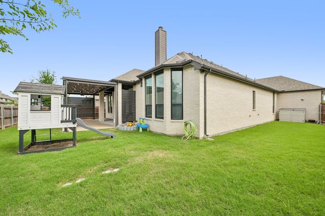 449 Country Meadows Boulevard, Waxahachie, TX 75165